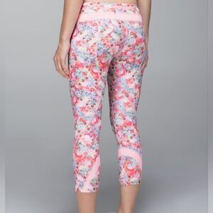 Lululemon crop ll all luxtreme